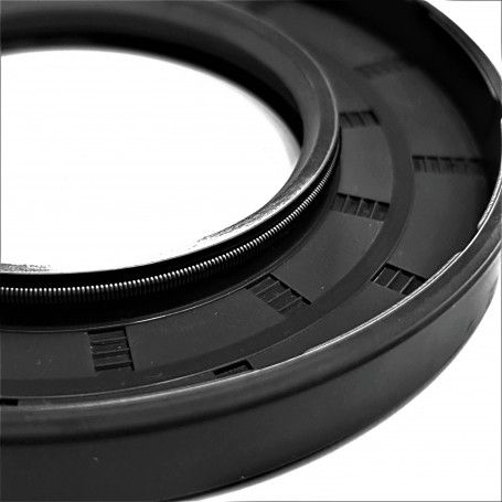 AVX TC30x47x10 Shaft Oil Seal - 30mm X 47mm X 10mm, Rubber Double Lip