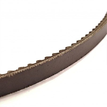 Courroie trapézoïdale XPZ 630 L. Courroies trapézoïdales étroites